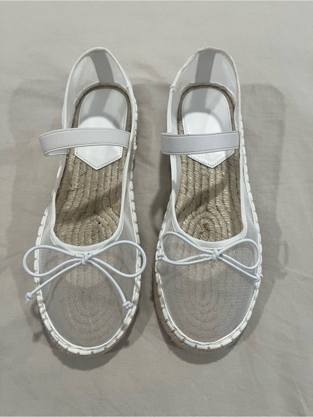White Women's Ballet Flats